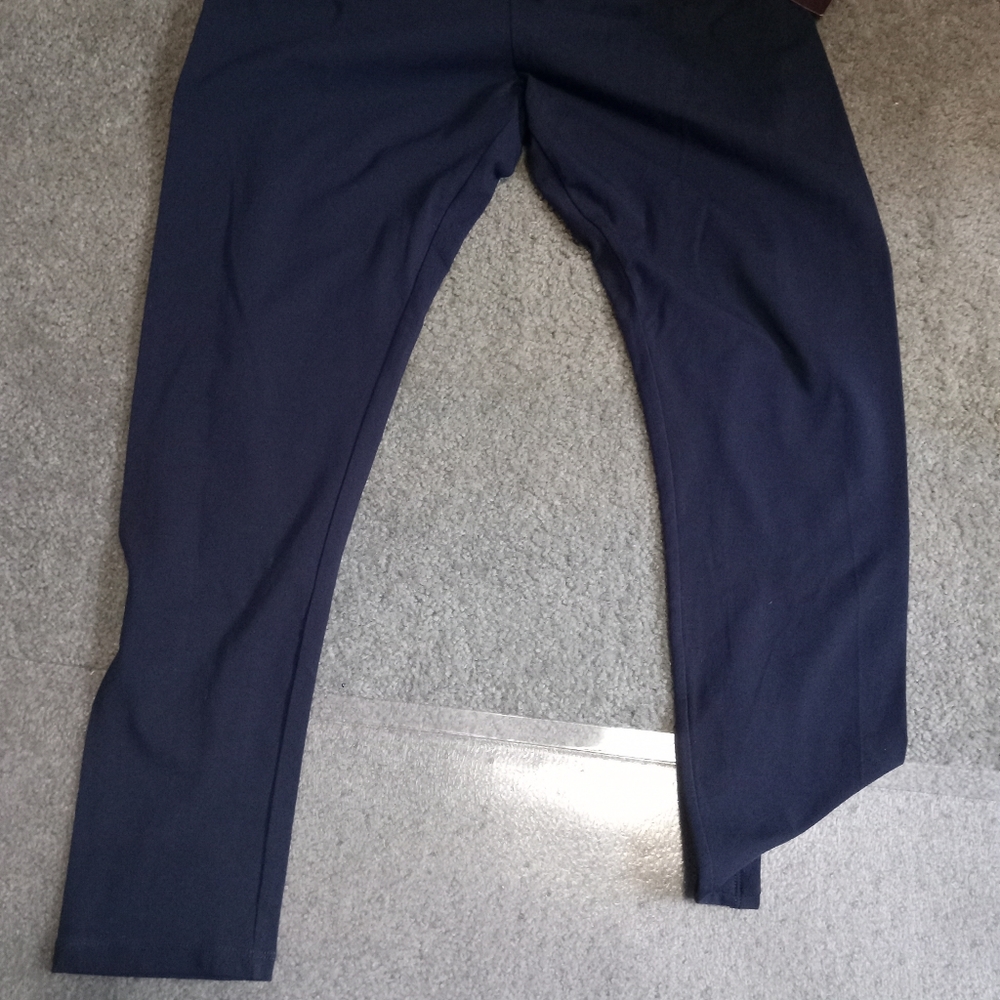 Brand new via Viv pants with matching top